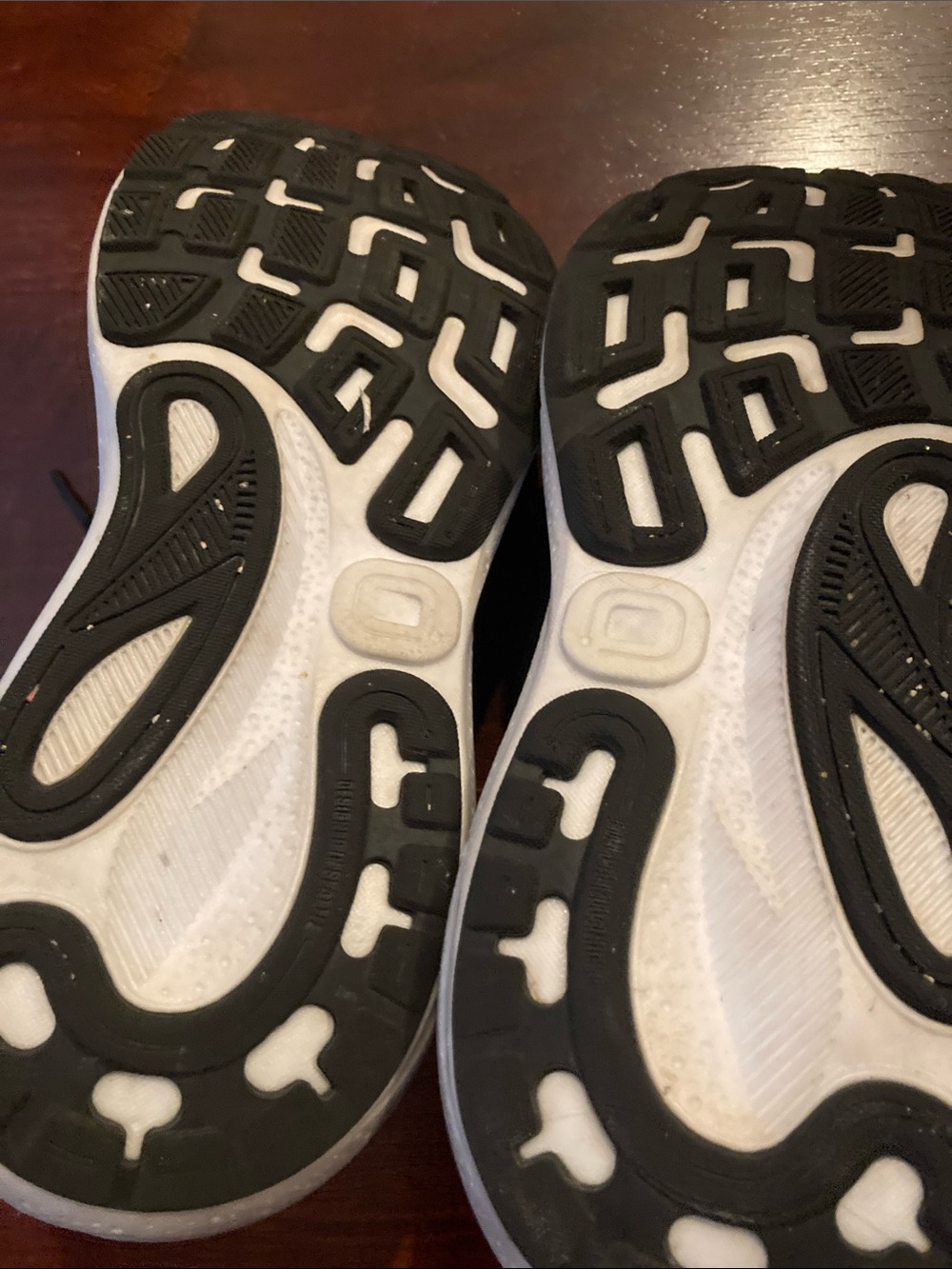 Brooks Black and White Women's Running Sneakers - Picture 4 of 5